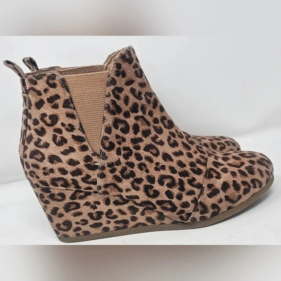 Dunes Women's Zoe Leopard Print Faux Suede Ankle Wedge Booties Size 8.5 W - Picture 3 of 15